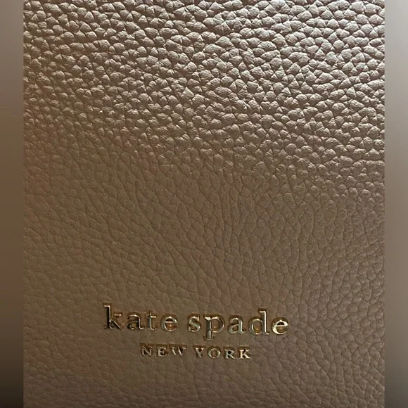 EUC Kate Spade beige pebbles, leather shoulder bag with dust bag 14” x 10” x 6”